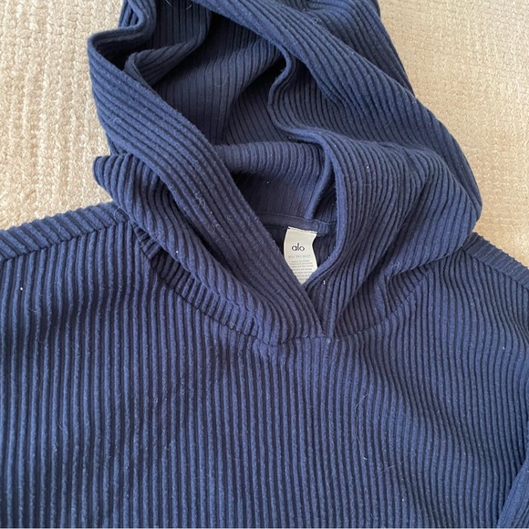 TWO ALO Muse Sets / Sz XS - Picture 5 of 6